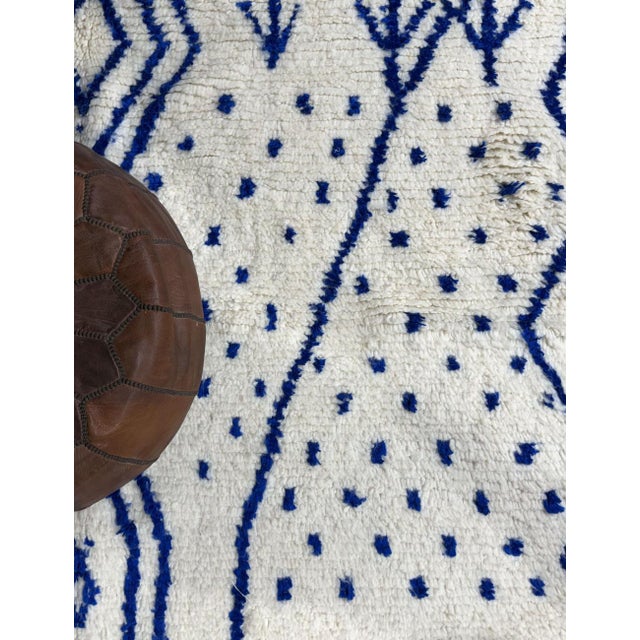 Textile White and Blue Azilal Rug - 9.8 X 6.3 Ft For Sale - Image 7 of 8