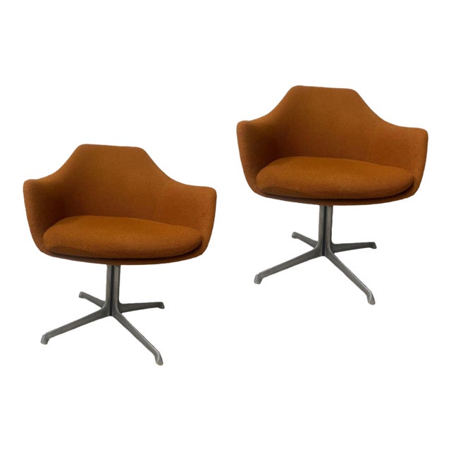 Vintage, Mid Century Modern Vecta Group Swivel Chairs in Burnt Orange For Sale