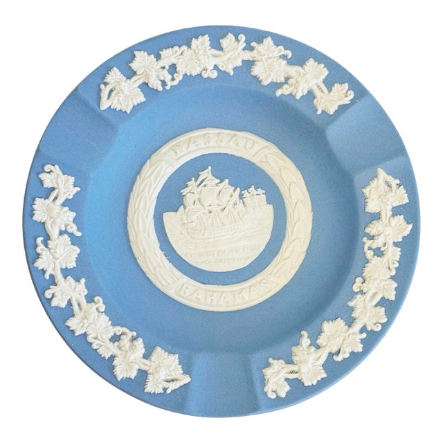 Vintage Blue English Wedgwood Jasperware Ashtray or Trinket Dish For Sale