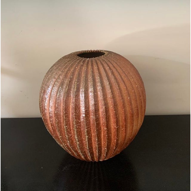 Contemporary Japanese Shigaraki Jar by Takahashi Yoshiko For Sale - Image 4 of 6