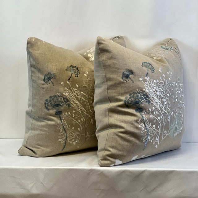 Nobilis “Echappe Belle” Embroidered Linen 20” Pillows - A Pair For Sale - Image 4 of 5