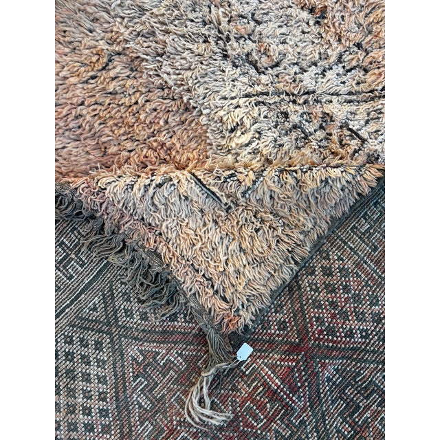 Moroccan Berber Rug, 1990s For Sale - Image 9 of 12