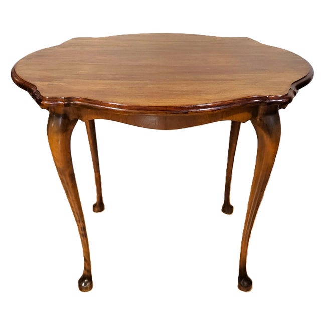 English 20th C Queen Anne Style "Turtle" Form Top Walnut Side Coffee Table For Sale - Image 10 of 13
