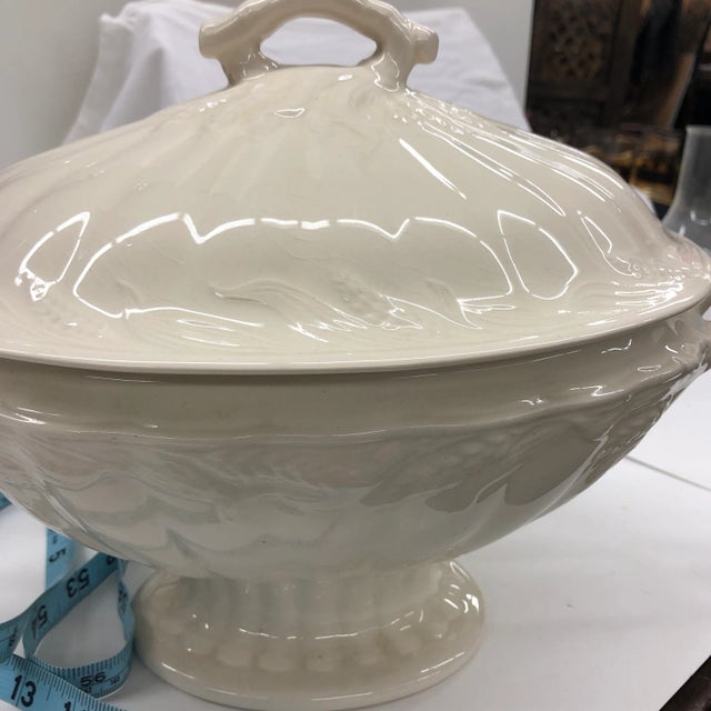 1950s Large Staffordshire Style Blanc De Blanc Tureen For Sale - Image 10 of 11