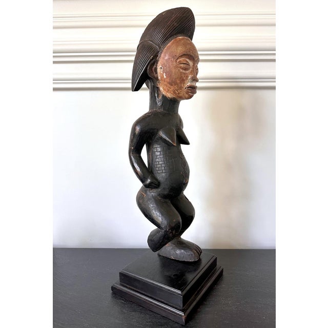 Gabon Punu Ancestor Female Figure on Custom Stand For Sale - Image 4 of 16