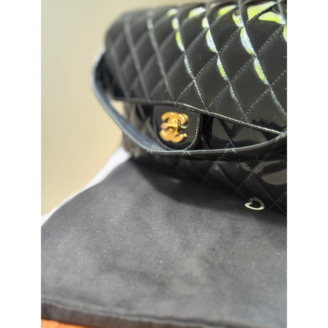 Black 1990s Chanel Vintage Patent Leather Double Sided Flap Bag Coco Handle For Sale - Image 8 of 12