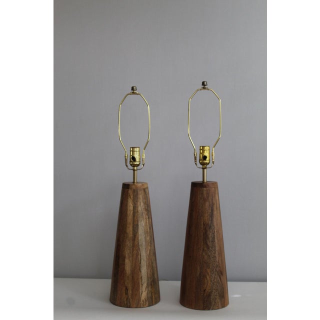 Mid-Century Modern Pair of Early 20th Century Lightolier Influence Table Lamps For Sale - Image 3 of 10