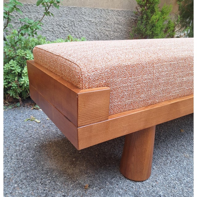 Mid-Century Modern Bench with Conical Legs and Stain-Resistant Multi-Color Fabric from Artigianato Italiano, 2000s For Sale - Image 3 of 5