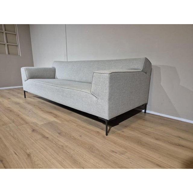 Brand: Design on Stock Model: Bloq Designer: Roderick Vos Color: Gray Now for: €995,- Dimensions 3-seater sofa: Width:...