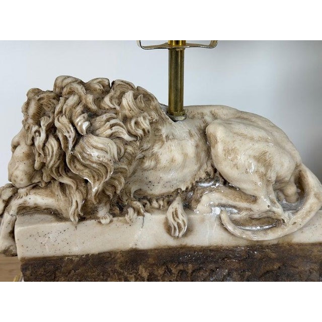 Pair of Neoclassical Recumbent Lion Table Lamps - After Canova For Sale - Image 4 of 15