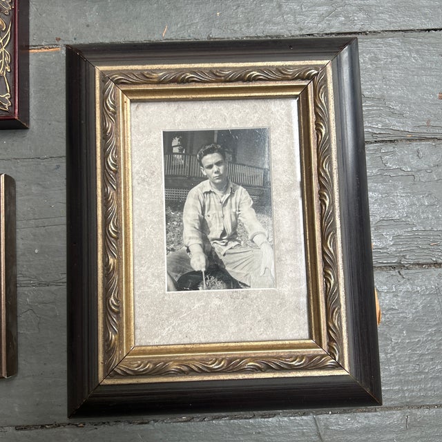 Collection of 5 vintage miniature picture frames. Inside dimensions measure 4.75x6.5, 5x3.5, 3.5x2, 4x5 and 5x3.5. Check...