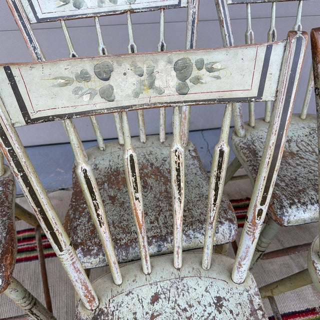 American A Nice Set of Rustic Pennsylvania Paint Decorated Arrow-Back Kitchen Windsor Chairs, Circa 1830’s For Sale - Image 3 of 12