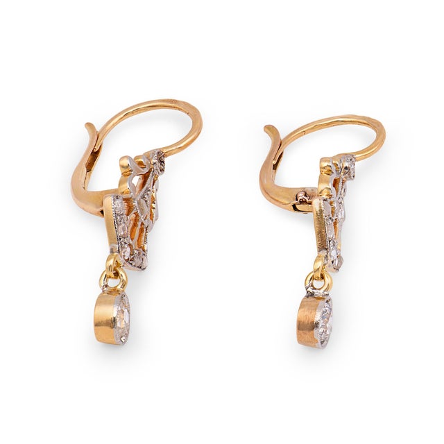 Early 20th Century Pair of Edwardian Old Cut Diamond Two Tone Drop Earrings For Sale In Los Angeles - Image 6 of 9