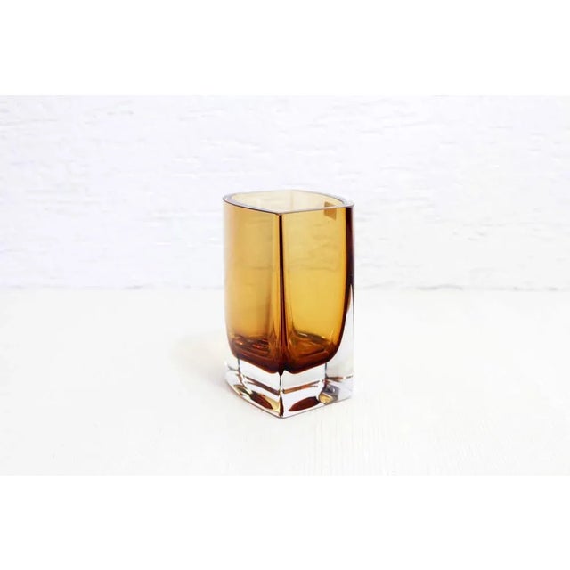 Scandinavian vase by Nuutajärvi Finland Beautiful vase with organic shapes and gold color that offers very beautiful...