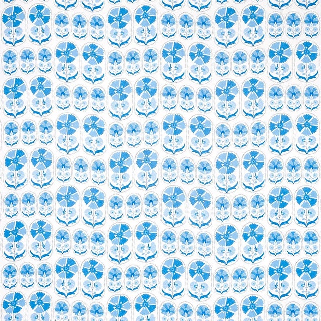 Schumacher Schumacher Anjuna Floral Linen Print Fabric in Porcelafabric In For Sale - Image 4 of 4