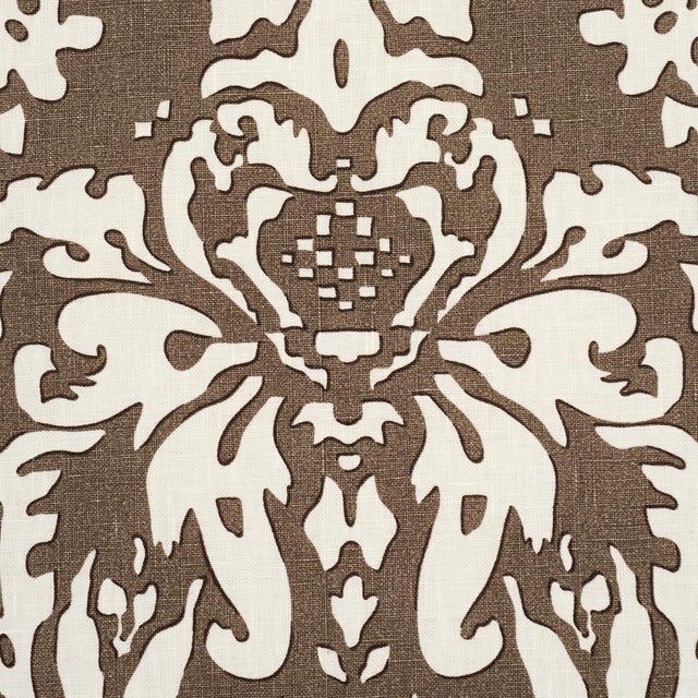 Schumacher SAMPLE - Schumacher x Veere Greeney Suffolk Damask Fabric In Brown For Sale - Image 4 of 5
