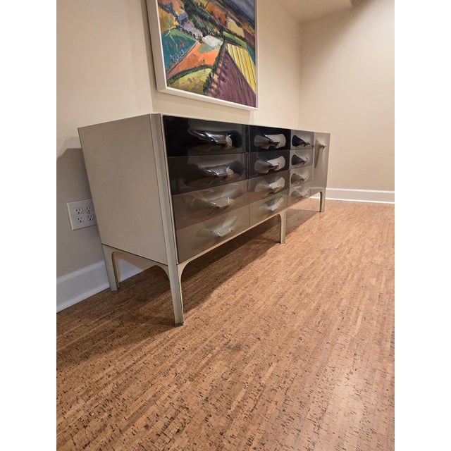 Mid-Century Modern Raymond Loewy Df2000 Credenza for Doubinsky Frères For Sale - Image 3 of 15