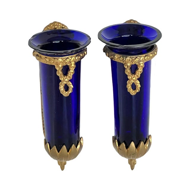 Antique Late 19th Exquisite Louis Philippe French Wall Sconces With Sèvres-Style Cobalt Blue Glass Vases Gilded Ormolu Mounts, a Pair For Sale In Miami - Image 6 of 12