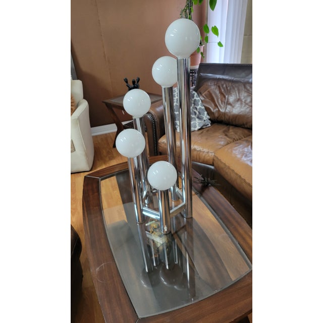 1970s Hexagonal Chrome Tower Lamp For Sale - Image 4 of 5