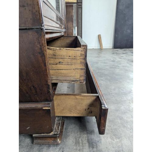 Louis Philippe Glass-Fronted Cabinet in Flamed Mahogany For Sale - Image 6 of 14