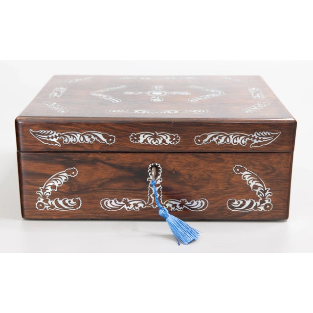 Victorian 19th Century English Rosewood & Mother of Pearl Jewelry Box For Sale - Image 3 of 12