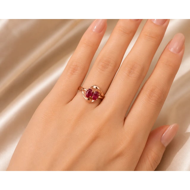 Late 20th Century 18K Pink Rose Gold Ruby Pinky Ring, Size 6.25 For Sale - Image 4 of 4