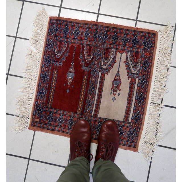 1960s, Handmade Vintage Pakistani Lahore Prayer Rug 1.9' X 1.9' For Sale - Image 4 of 10