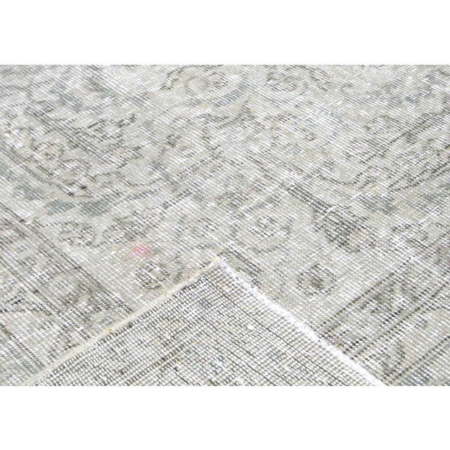 1960s Turkish Oushak Rug For Sale - Image 4 of 6