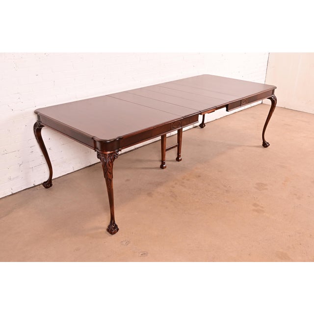 Romweber Style Chippendale Carved Mahogany Extension Dining Table, Newly Refinished For Sale - Image 14 of 18