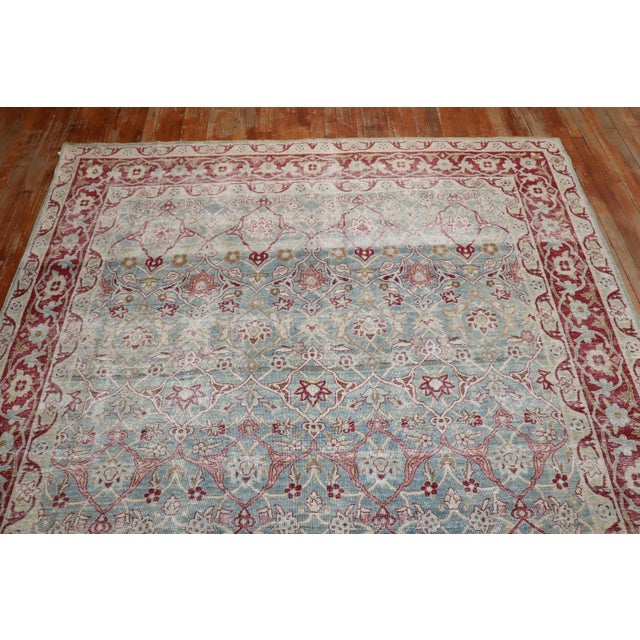 Beautiful worn Persian Isfahan rug from the 1st quarter of the 20th century rug no. j3466 size 7' 2" x 10' (218 x 305 cm)