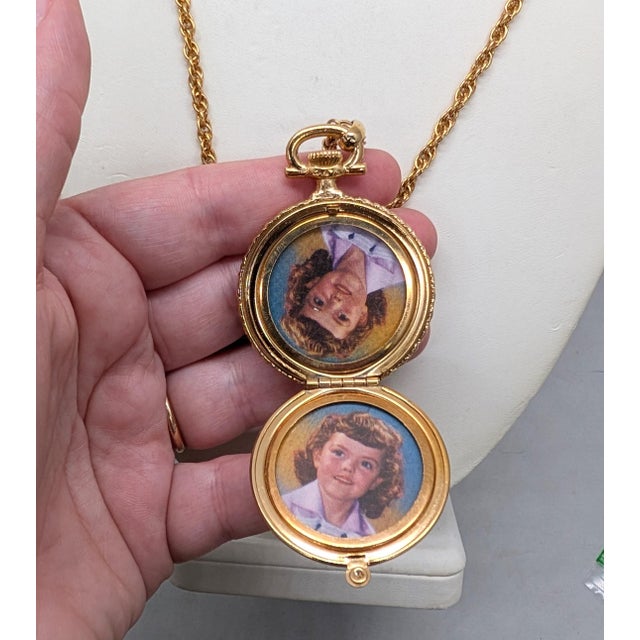 Vintage 1975 Signed Napier Goldtone "Pocket Watch" Locket Pendant Necklace For Sale - Image 14 of 18