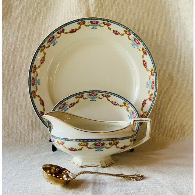 1920s English Bone China Gravy Boat and Round Chop Plate - 3pcs For Sale - Image 15 of 17