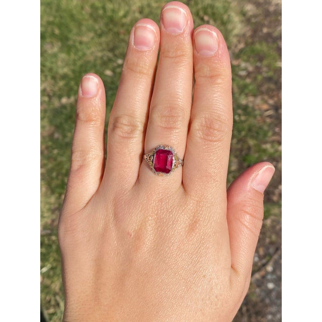 The Belmont: Art Deco Era Lab Ruby Ring in Tri Color Filigree Mounting For Sale - Image 9 of 10