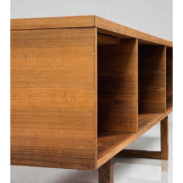 Danish Rosewood Model Ep-401 Freestanding Desk, 1960 For Sale - Image 5 of 9