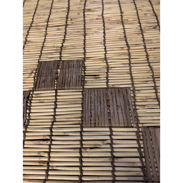 Brown Mauritanian Tuareg Rug in Plant Fibers and Leather, 1990s For Sale - Image 8 of 10