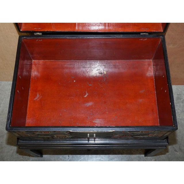 Large Vintage Chinese Hand-Painted Chests on Stands, Set of 2 For Sale - Image 13 of 18