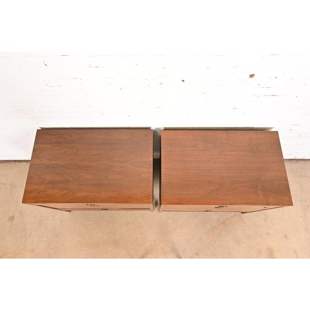 Brown Edward Wormley for Dunbar Mid-Century Modern Walnut and Rosewood Three-Drawer Chests, 1960s For Sale - Image 8 of 12