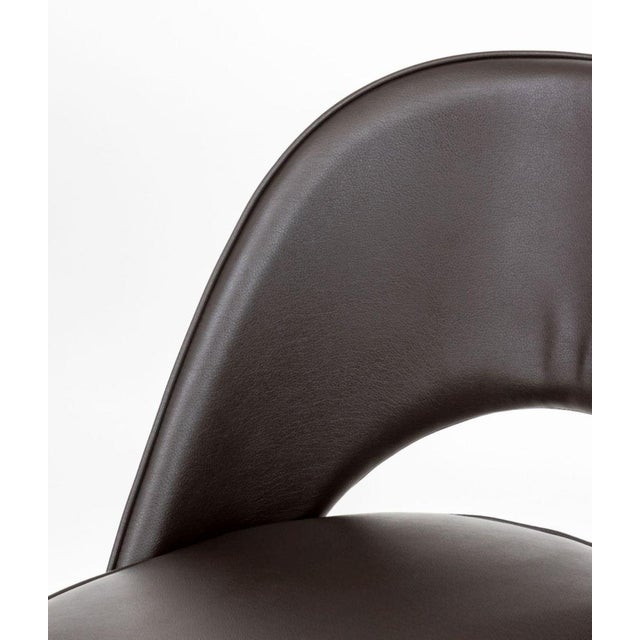 Early 21st Century Mid-Century Modern Style Leather Chairs, Pair For Sale - Image 5 of 6