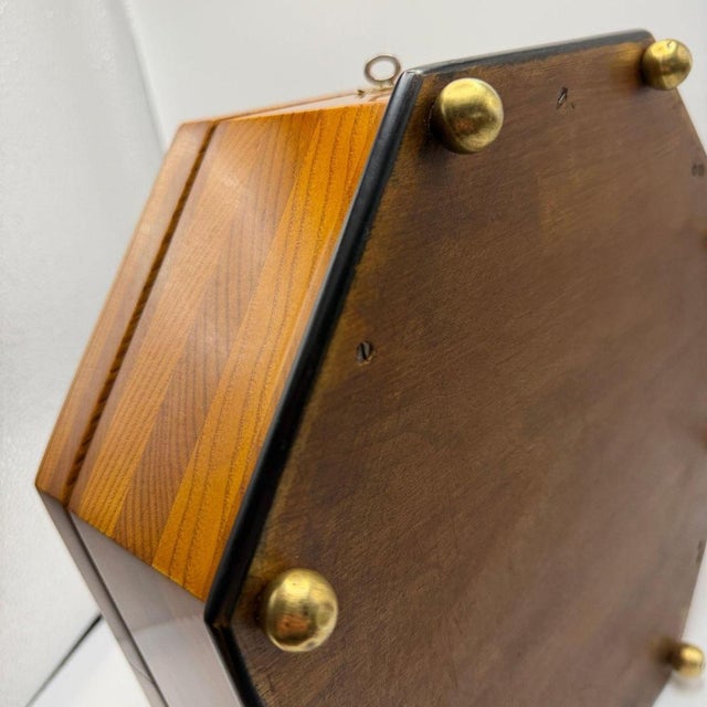 Bauhaus Octagonal Box in Ash, Walnut, Maple, Mahogany, and Velvet, Vienna, 1920s For Sale - Image 14 of 18
