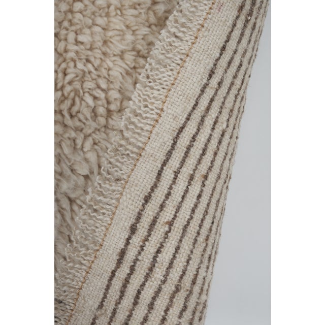 1960s Vintage Organic Wool Turkish Tulu Rug 2'9'' X 4'1'' For Sale - Image 11 of 12