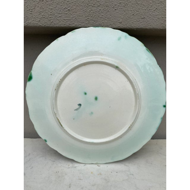 Late 19th Century French Majolica Daisy Plate Orchies, Circa 1890 For Sale - Image 5 of 6