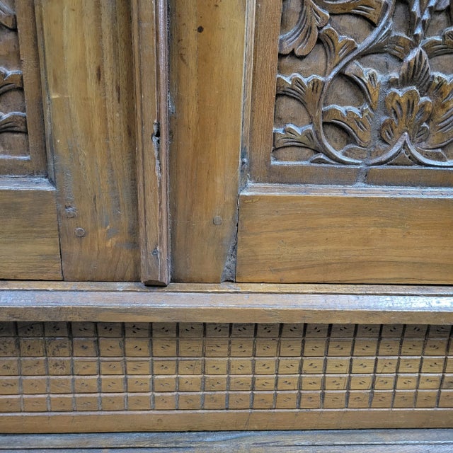 Early 20th Century Carved Walnut French Cupboard For Sale - Image 17 of 18
