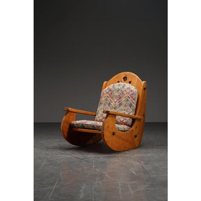 Scandinavian Rocking Chair in Pine For Sale - Image 4 of 18