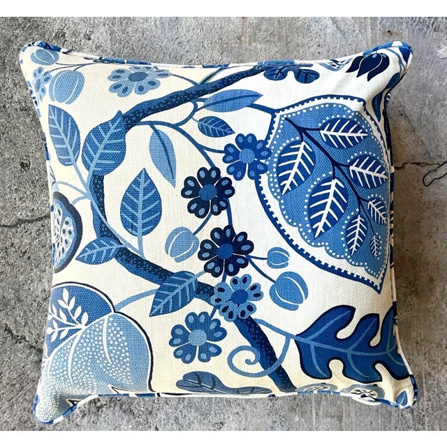 A gorgeous vintage Coastal throw pillow. A beautiful printed blue and white floral on a linen cotton upholstery fabric....