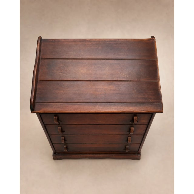 Traditional Late 20th Century Colonial Revival Chest of Drawers For Sale - Image 3 of 6