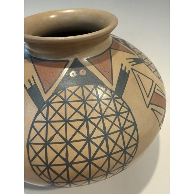 Handmade Mata Ortiz Pottery Signed by Miguel Lopez For Sale - Image 4 of 5