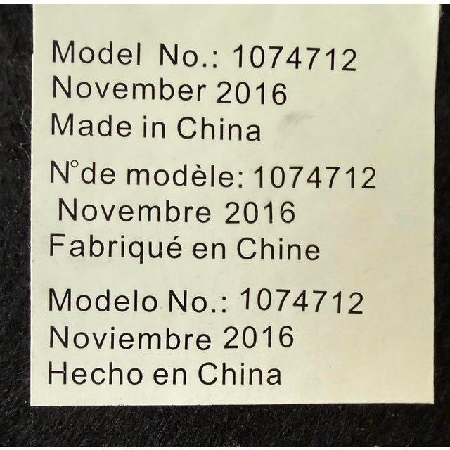 Transitional Transitional Acrylic Orb Table Lamp For Sale - Image 3 of 12