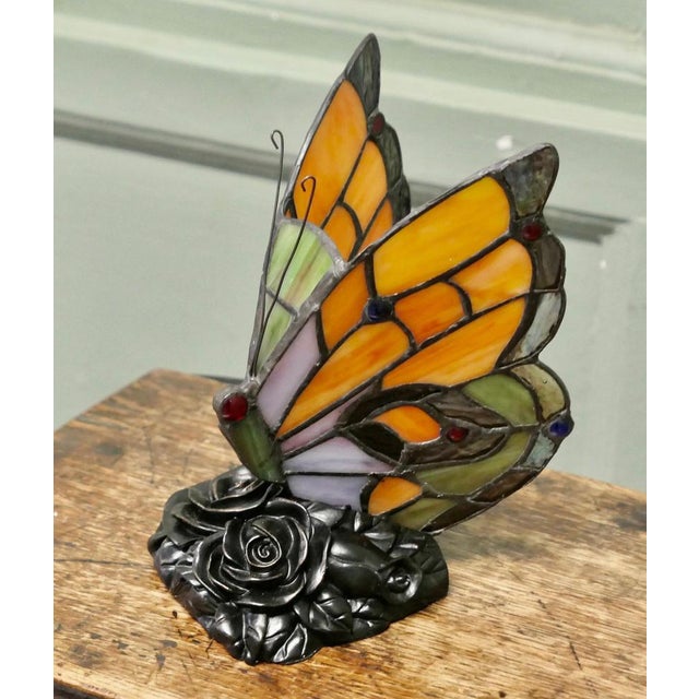 Glass French Tiffany Style Table Lamp in Glass, 1970 For Sale - Image 7 of 8