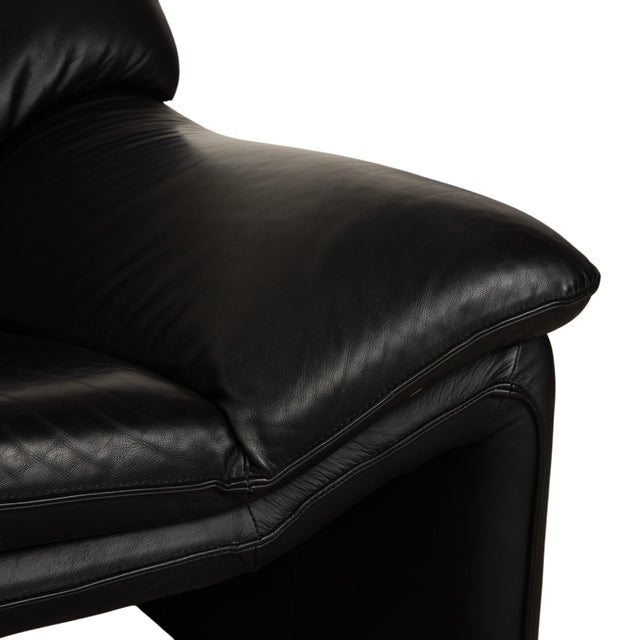 Modern Leather Two-Seater Black Sofa from Laauser For Sale - Image 3 of 14