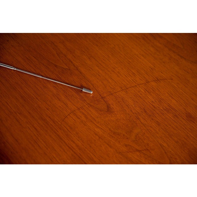 Round Coffee Table and 2-Tier End Tables Attributed to Lubberts & Mulder for Tomlinson, circa 1960s - 3 Pieces For Sale In Orlando - Image 6 of 11